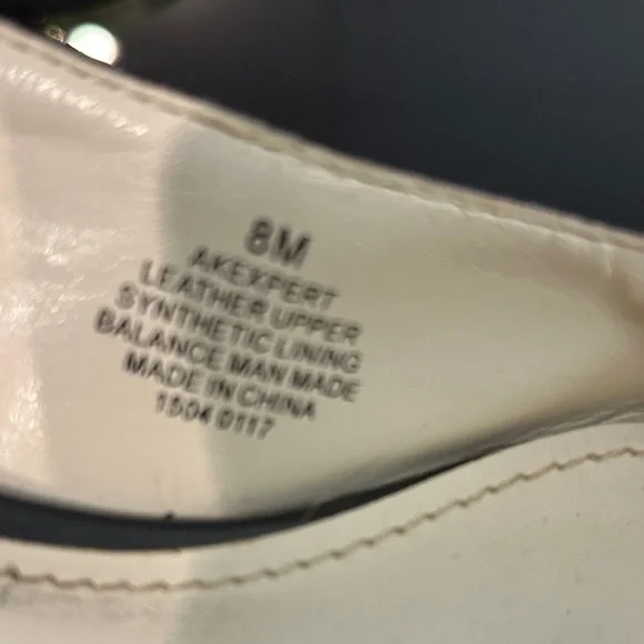 Anne Klein Black Pointed Toe Slingback kitten Heels.  Worn a couple of times. - Picture 7 of 7